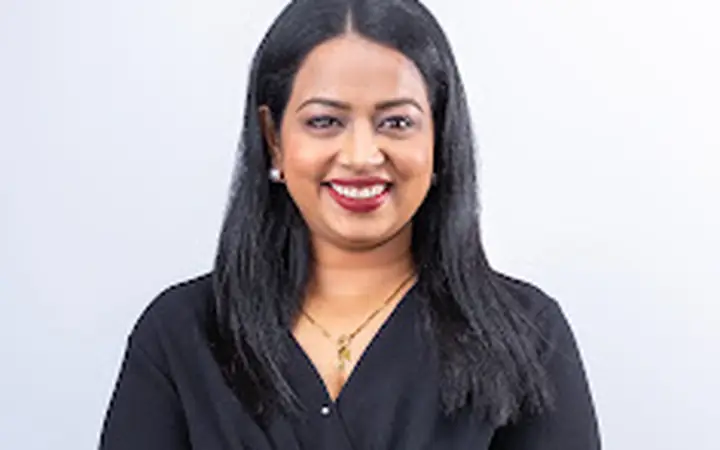 Professional business portrait photographer in Mumbai for corporate communication