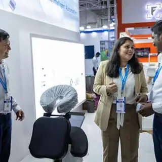NESCO Bombay Exhibition Centre Trade Show Photography Buyer conversations - Automation Expo 22nd July option 3
